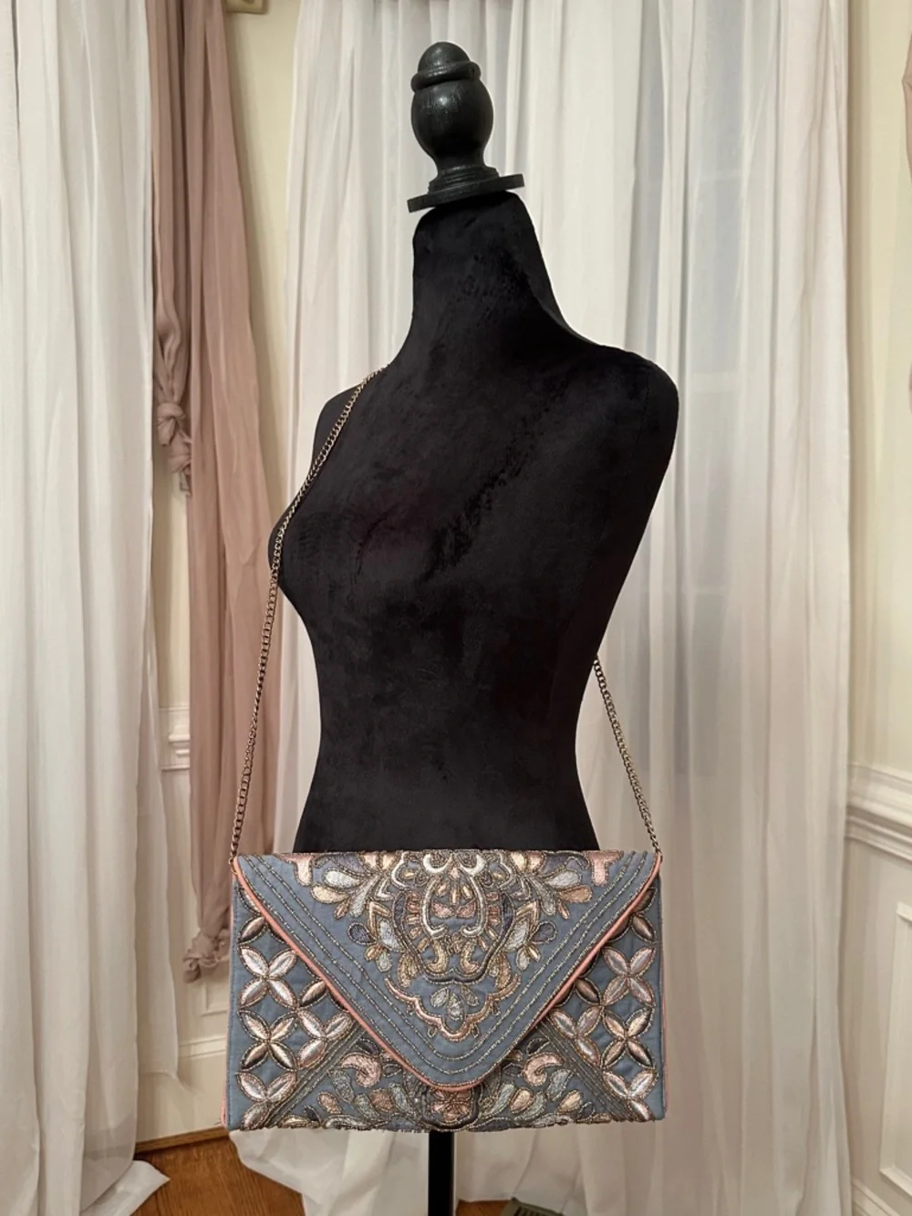 ✨ Vintage Beaded Purse - Picture 2 of 7